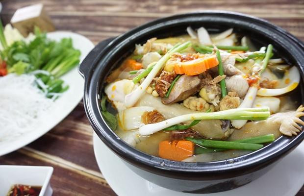 Gà hấp hèm chua chua thơm thơm