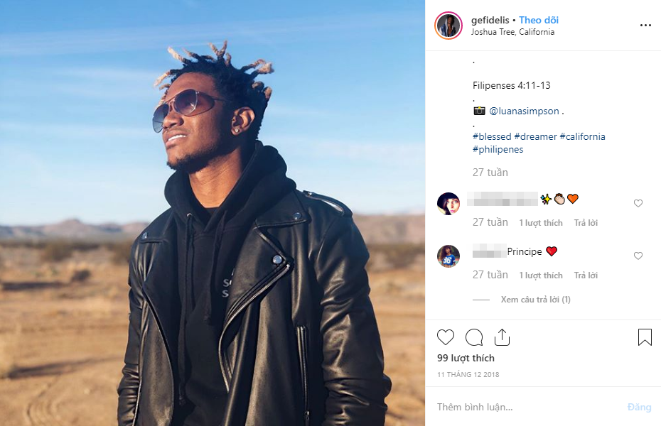 Bức ảnh hoàn toàn trùng khớp với tấm poster mới của Sơn Tùng.