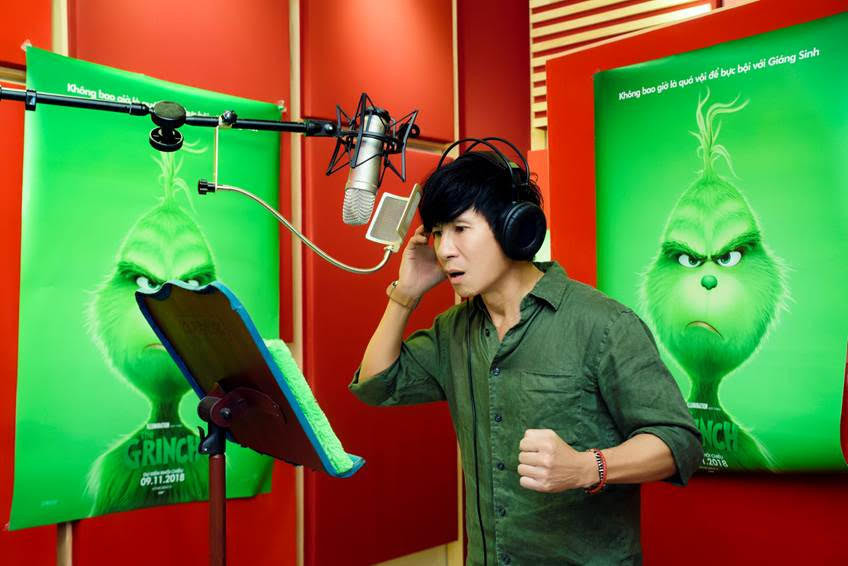 Lý Hải tham gia "đánh cắp Giáng sinh" cùng tiểu quái da xanh trong "The Grinch" ảnh 1