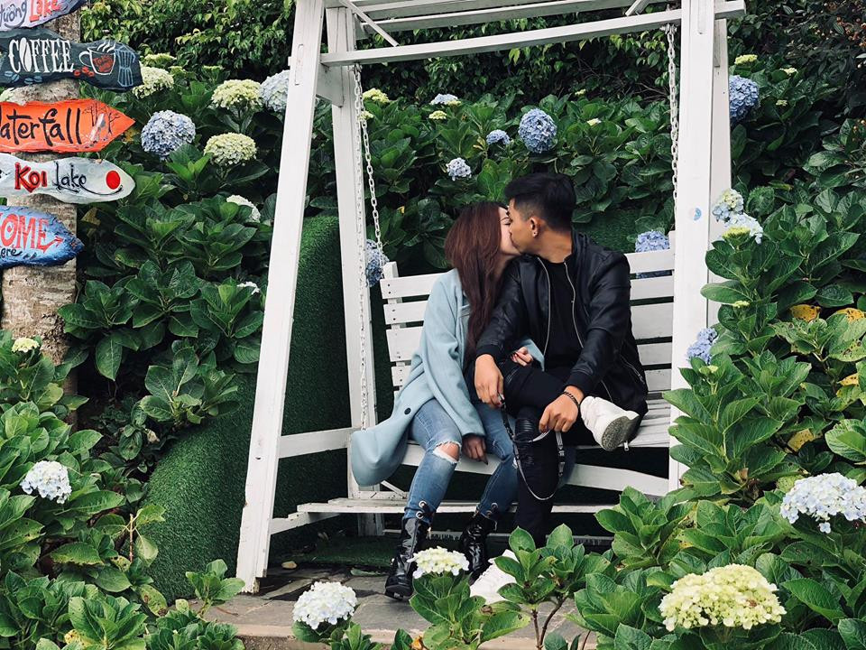 Cả hai đã có một khoảng thời gian dài tìm hiểu trước khi quyết định về chung một nhà.