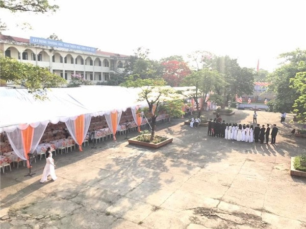 Rạp liên hoan lớn của THPT Đồng Hỷ.