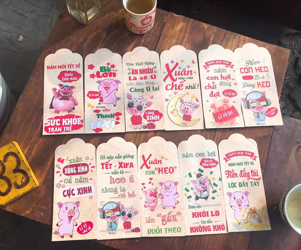 “Xuân con heo, lắm “gấu” đuổi theo” xứng đáng là câu chúc năm mới tâm lý nhất dịp Tết.