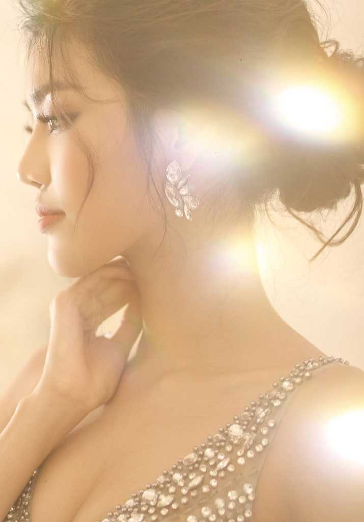 Hãy cùng chờ đợi hình ảnh rạng rỡ của cô dâu Lan Khuê trong những chiếc váy cưới đặc biệt này!