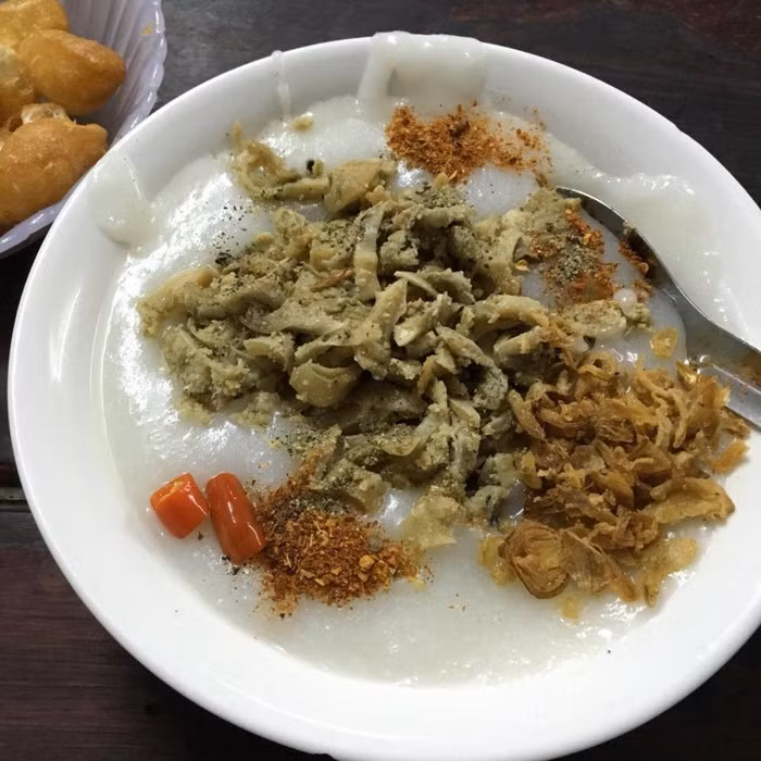Cháo trai vỉa hè số 321 Trần Khát Chân, Hai Bà Trưng