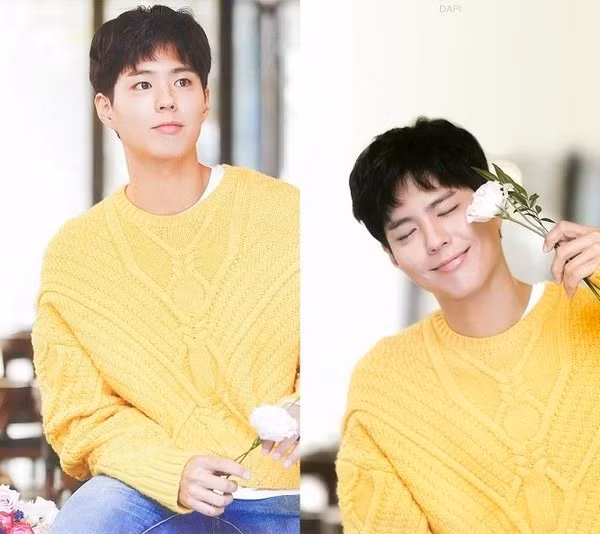 “Gà nhà” của Cha Tae Hyun là Park Bo Gum cũng khoe áo vàng trong một bộ ảnh, khiến nhiều fan tự hỏi có phải hai người mặc chung áo của nhau không nữa.