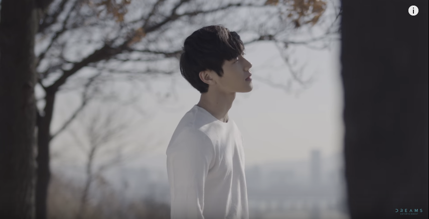 Với màu sắc Ballad chủ đạo cùng giọng ca của JSOL đã trở thành 