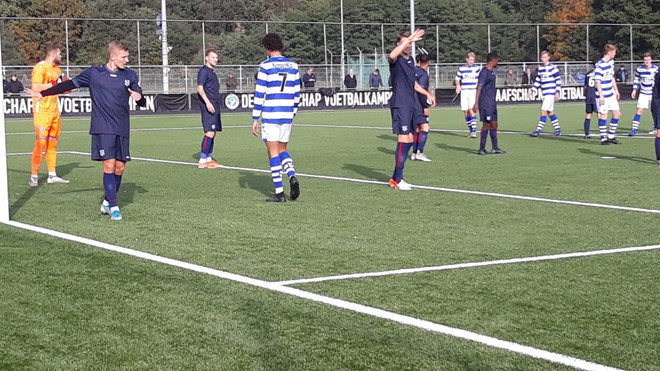 Văn Hậu và các đồng đội có trận thắng đậm. Ảnh: Jong Heerenveen.