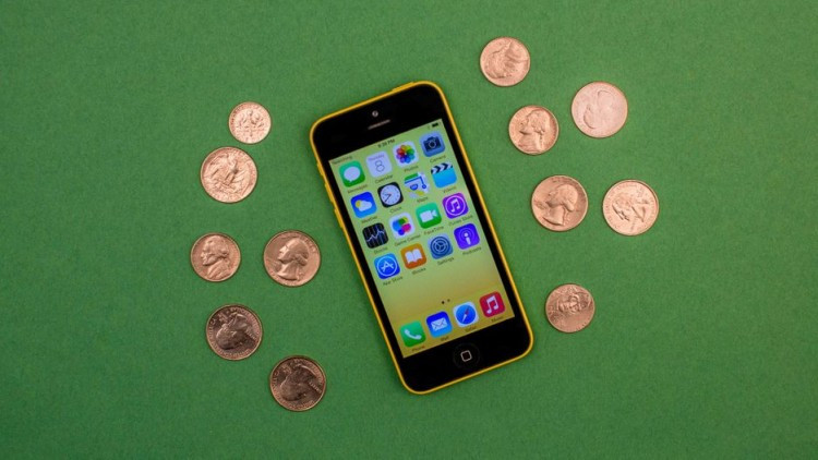 Nhiều nguồn tin cho rằng iPhone 5C là “nước cờ” của Apple dành cho thị trường Trung Quốc. Lúc bấy giờ thị trường này còn nhiều tiềm năng phát triển và iPhone vẫn còn được xem là biểu tượng của địa vị tài chính trong xã hội.