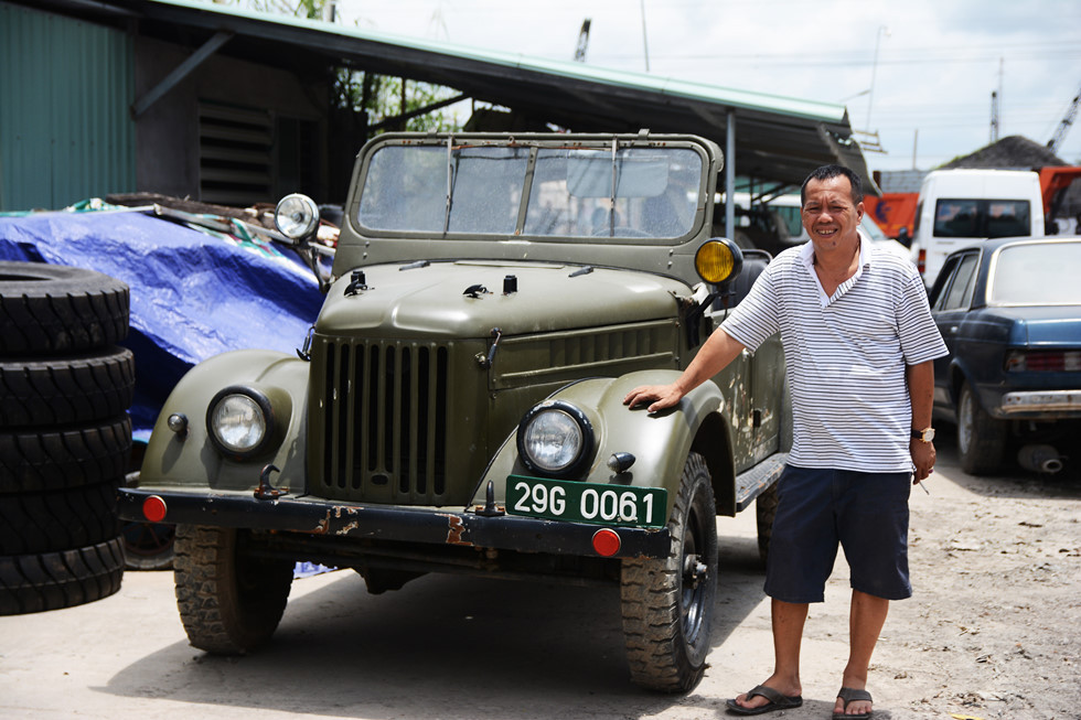 Chiếc Gaz 69 vẫn thường được ông Giang sử dụng để đi lại. Ảnh: HOÀI NHÂN.