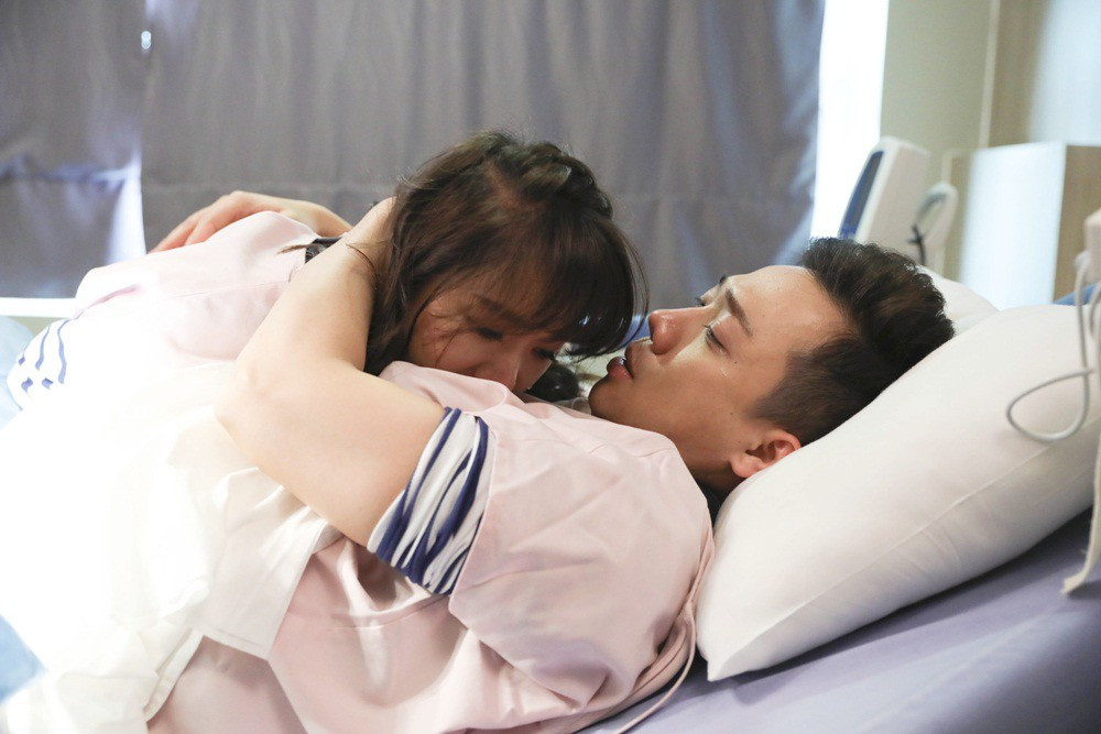 Gần đây nhất, khi tham gia chương trình Khi đàn ông có bầu, cặp đôi đã bày tỏ mong muốn sẽ sớm có con. Dù khó khăn trong chuyện mang thai do Hari Won từng bị ung thư nhưng cả hai đều hi vọng may mắn sẽ sớm đến.