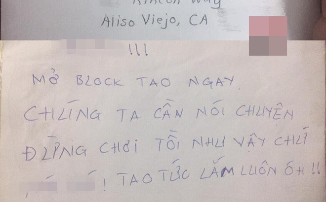 Mẩu giấy với đủ lời lẽ “phẫn nộ” của chàng trai tội nghiệp. Mẩu giấy với đủ lời lẽ “phẫn nộ” của chàng trai tội nghiệp.