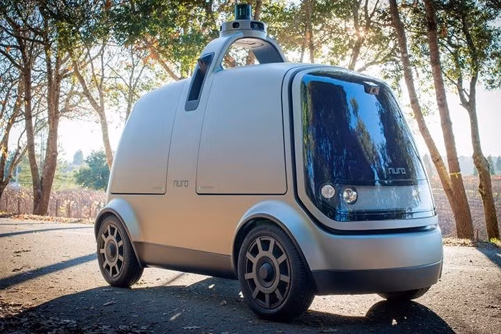 Chiếc xe ô tô tự lái của công ty khởi nghiệp Nuro ở thung lung Silicon, được trưng bày ở San Franciso, Mỹ.
