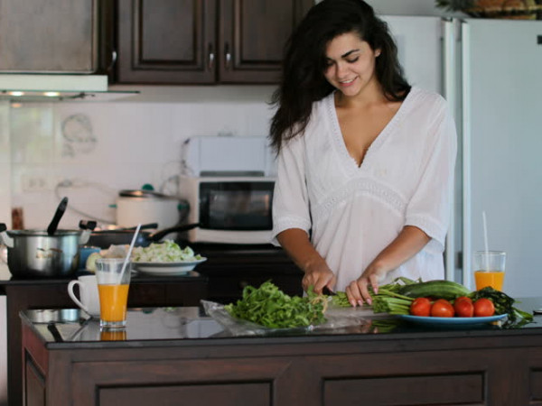 Bí kíp giảm cân an toàn vừa minhon vừa khỏe re mùa lễ Tết! ảnh 1