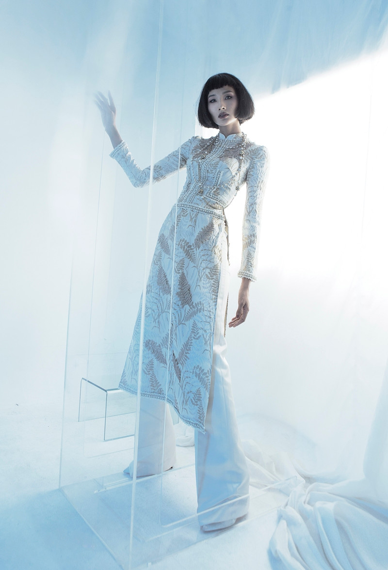 Hoa hậu H’ Hen Niê, Mâu Thuỷ , Hoàng Thuỳ thể hiện BST “Coco Yêu Dấu” của NTK Công Trí ảnh 3