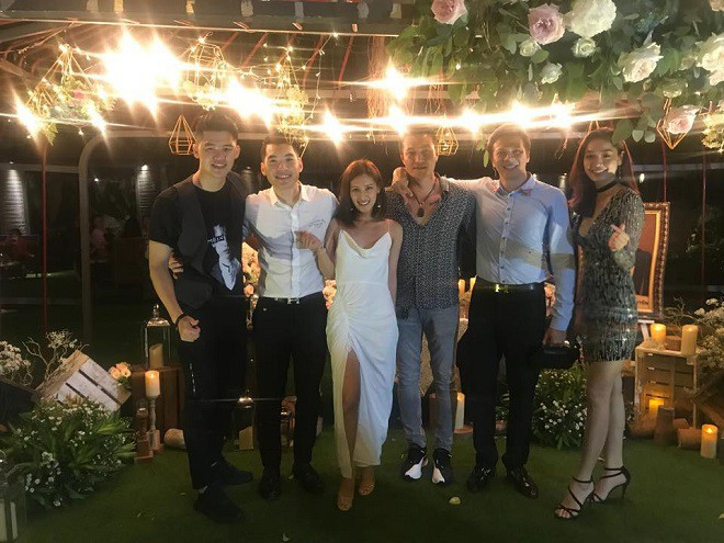 Sau hôn lễ tại Hà Nội vào tháng 11 vừa qua, Trương Nam Thành và doanh nhân Nguyễn Thu Huyền đã tổ chức hôn lễ hoành tráng tại TP.HCM vào đúng đêm Noel 24/12.