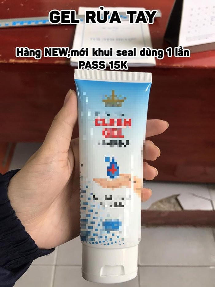 Có lẽ đây là món hàng còn mới nhất trong túi đồ thanh lý của hội teen này.