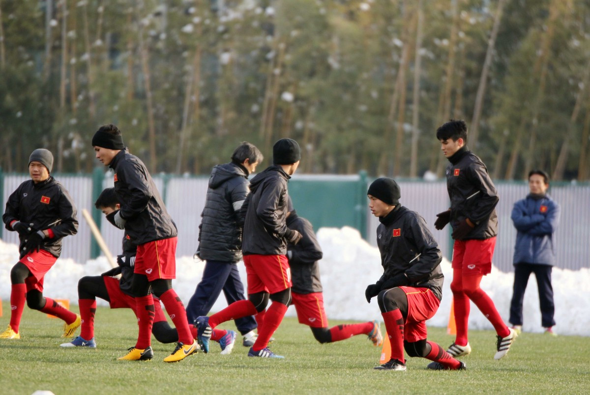 Cận cảnh các cầu thủ U23 Việt Nam "luyện công" lần cuối để đấu U23 Uzbekistan ảnh 5