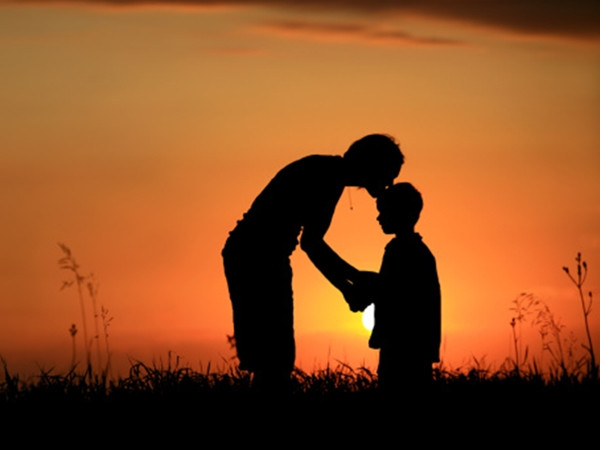 Tất cả những lời nói dối của mẹ, đều là để mẹ hy sinh vì tôi.