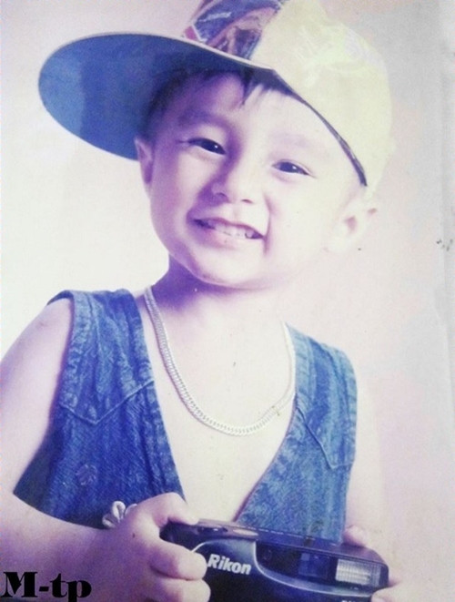 Ngay từ bé, Sơn Tùng đã là một cậu bé rất kháu khỉnh, dễ thương