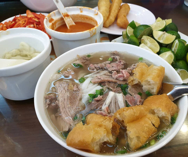Mỗi bát phở có giá trung bình khoảng 60.000 đồng. Ảnh: yuttapol20 Mỗi bát phở có giá trung bình khoảng 60.000 đồng. Ảnh: yuttapol20