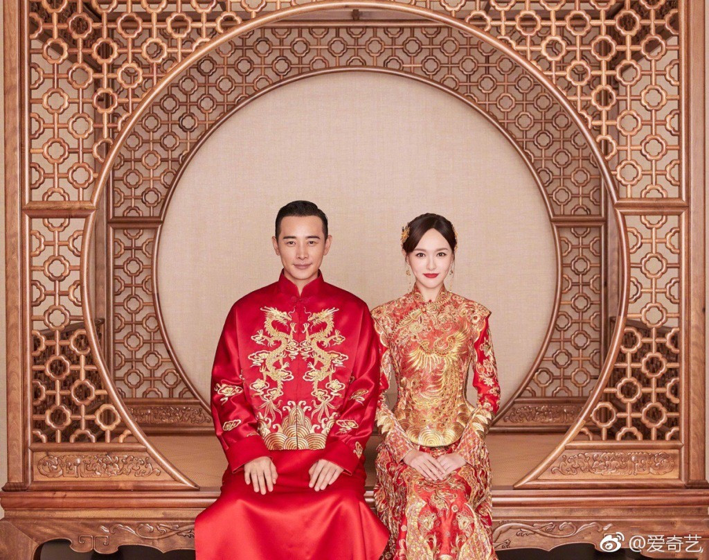 La Tấn - Đường Yên vô cùng đẹp đôi trong trang phục cưới truyền thống...