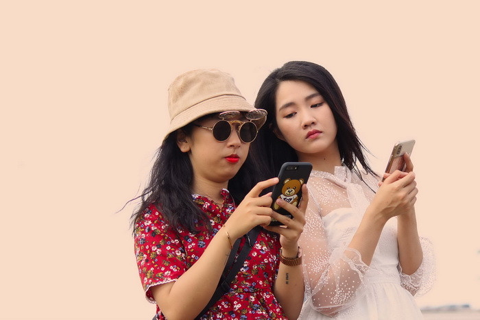 Chỉ cần Trang có mặt, thì Trinh sẽ lên tinh thần ngay tức khắc.