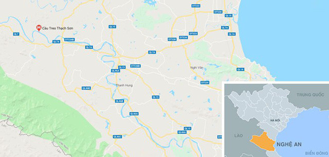 Cầu treo nơi Ngọc nhảy xuống sông Lam tự tử. Ảnh: Tân Kỳ.