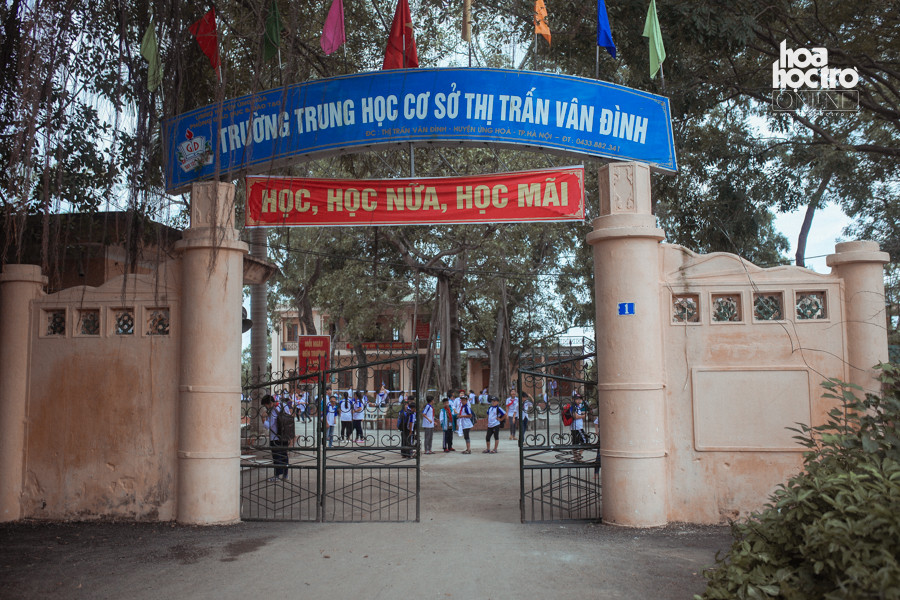 Trường THCS thị trấn Vân Đình, Ứng Hòa, TP. Hà Nội.