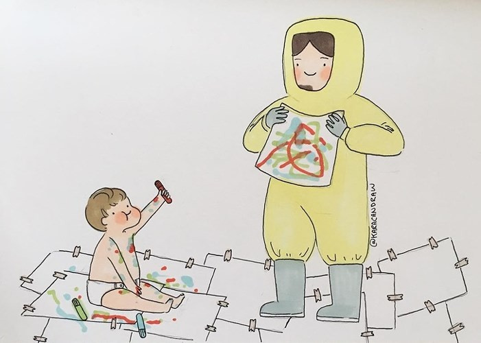 Con cứ thỏa sức làm "họa sĩ", nhà cửa sạch sẽ để mẹ lo