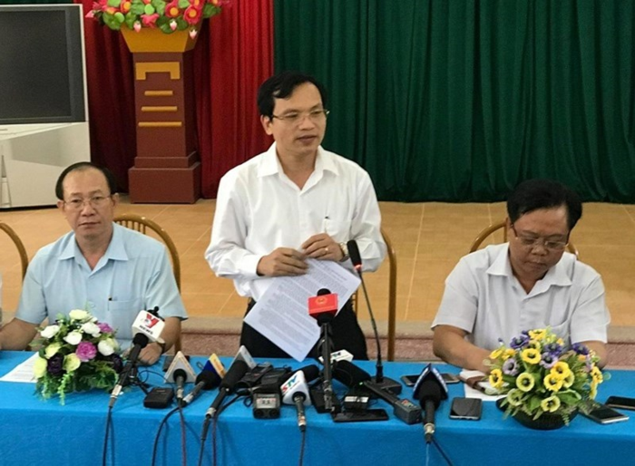 Ông Mai Văn Trinh, Cục trưởng Cục Quản lý chất lượng Bộ GD&amp;ĐT phát biểu trong cuộc họp báo về vụ gian lận điểm thi ở Sơn La: “Thật đáng xấu hổ, đây là hình ảnh xấu xí của giáo dục!”. (Ảnh: H.P)