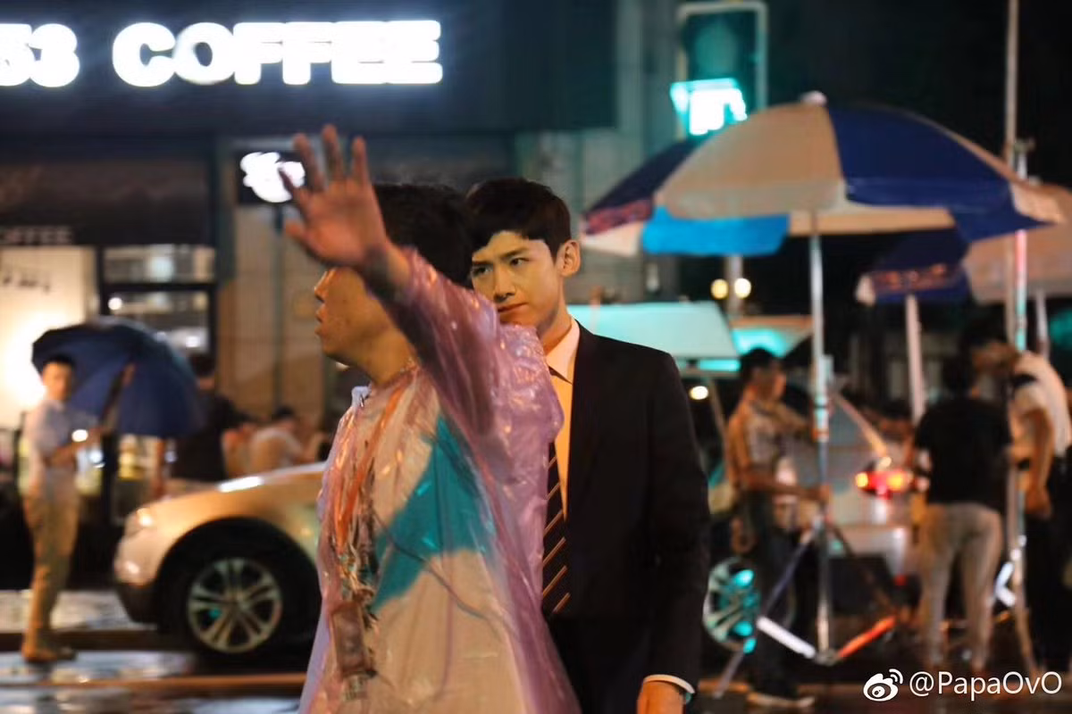 Bạch Kính Đình sẽ thủ vai của Im Si Wan.