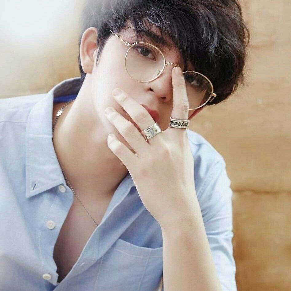 Theo sau ở vị trí thứ 2 là Suradet Piniwat.