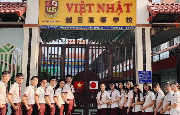Học sinh trường THPT Việt – Nhật, TP.HCM.