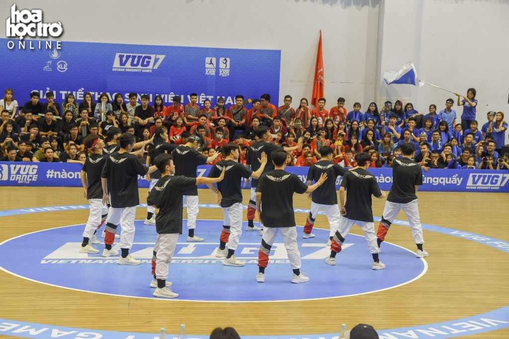 và Đại học Bách Khoa TP.HCM tiếp tục khẳng định là ứng cử viên số 1 cho chức vô địch năm nay với 3 trận toàn thắng sau 2 vòng thi đấu.