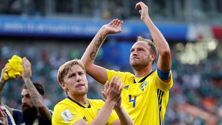 Trong khi đó Thuỵ Điển đã có chiến thắng 3 - 0 trước Mexico và đường hoàng tiến vào vòng knock - out.