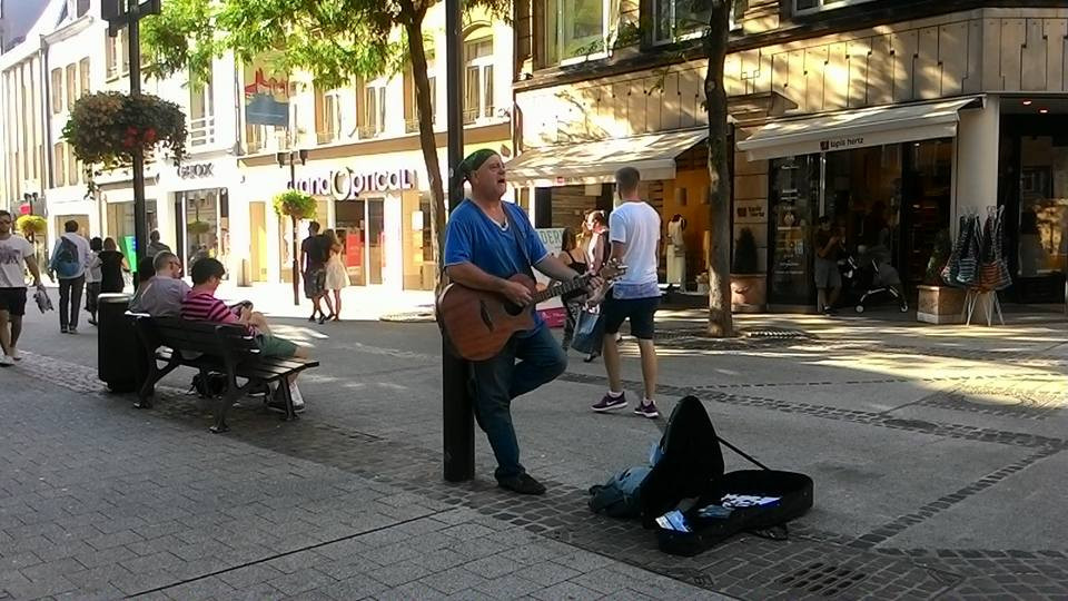 Khoảnh khắc đẹp có ở khắp mọi nơi