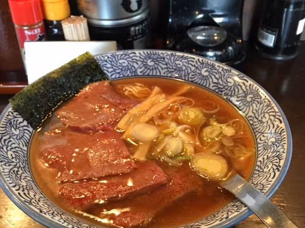 Tô mỳ ramen có giá gần 300k với thịt bò Hida là đây