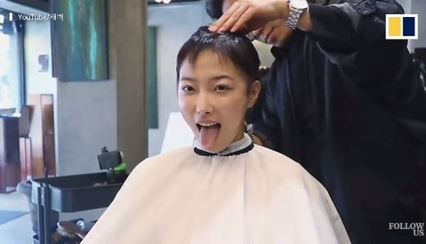 Cuối cùng, cô quyết định cạo đầu.