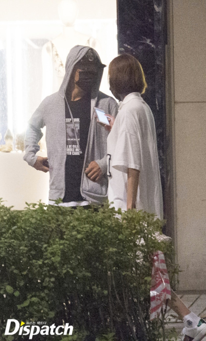 Sắp đến “ngày truyền thống Dispatch”, ôn lại xem “hung thần showbiz” đã khui những cặp đôi nào ảnh 7