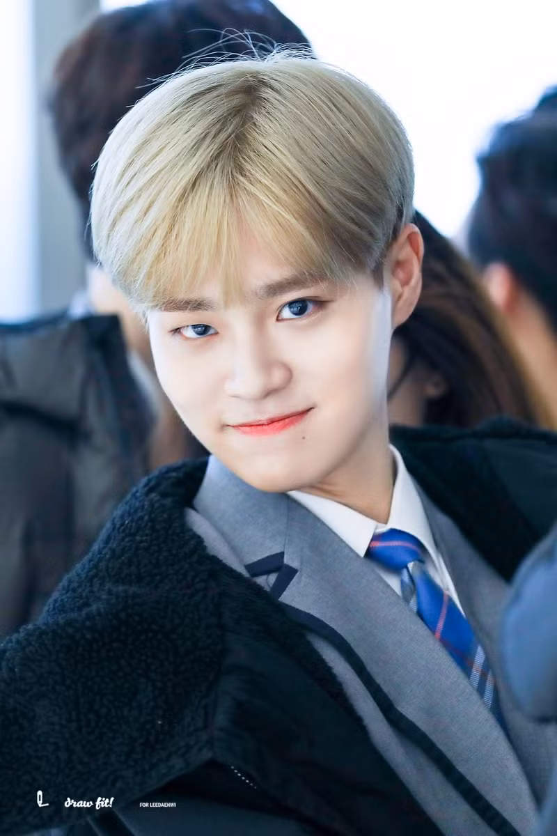 Lee Dae Hwi debut ở hạng 3.