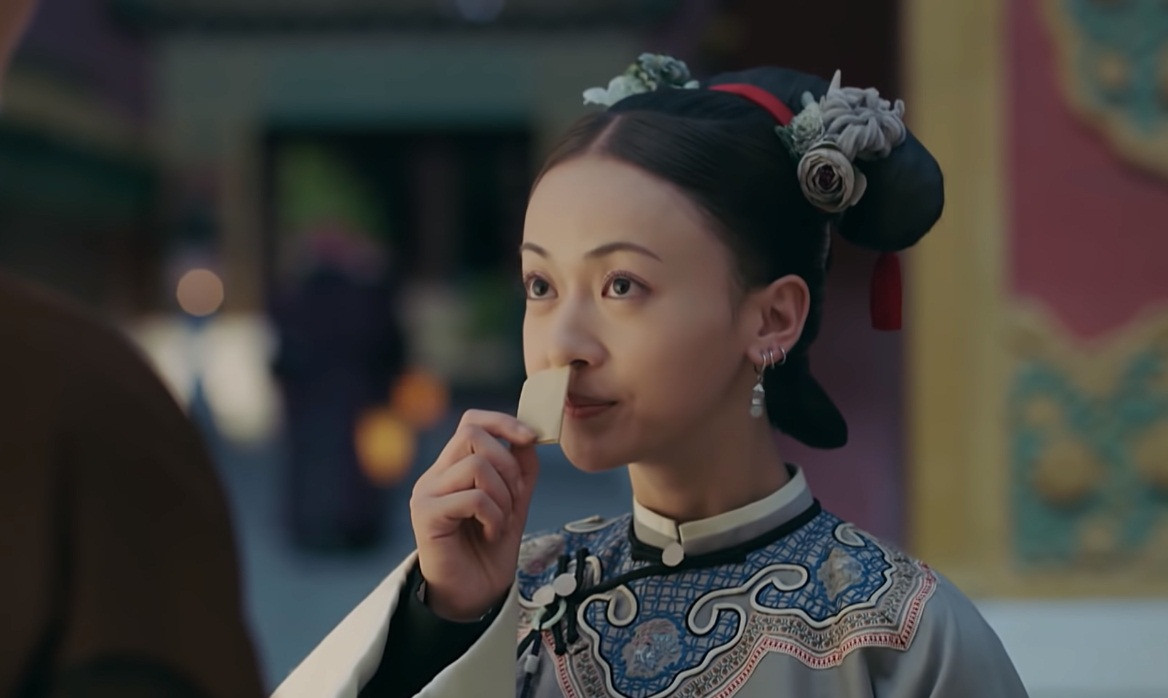 Ngụy Anh Lạc mang muối tiêu ra gài bẫy.