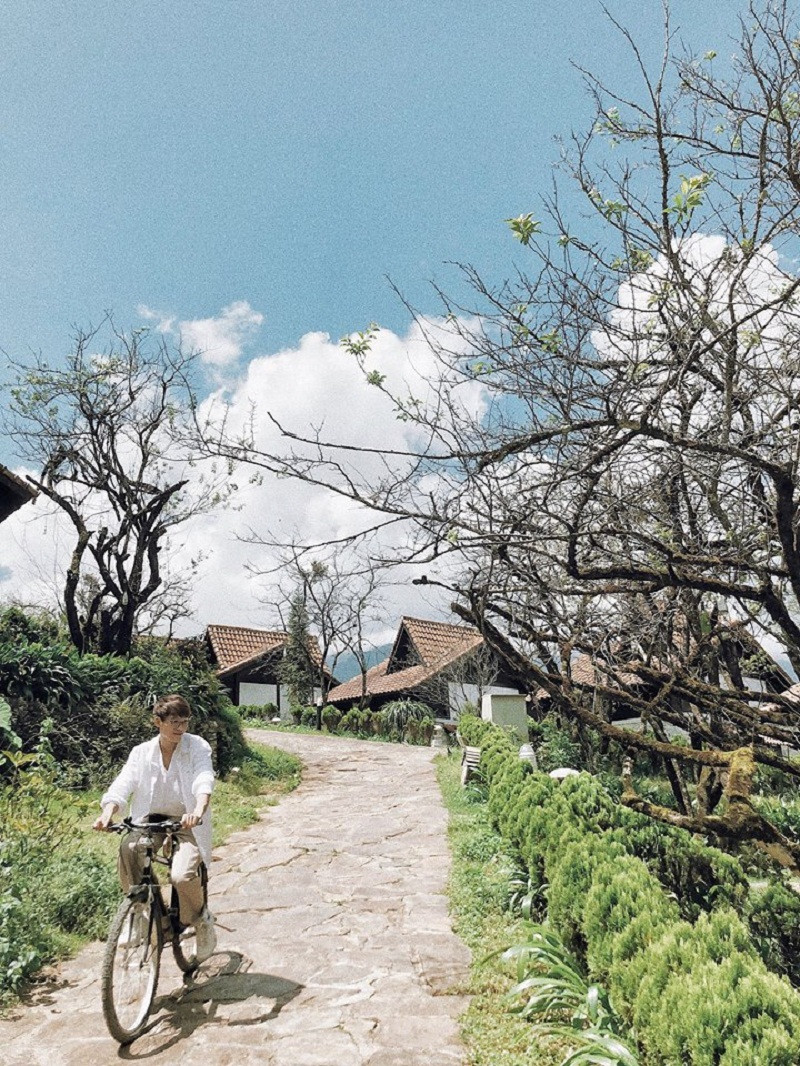 "Thiên đường sống ảo" cách thị trấn 4km.