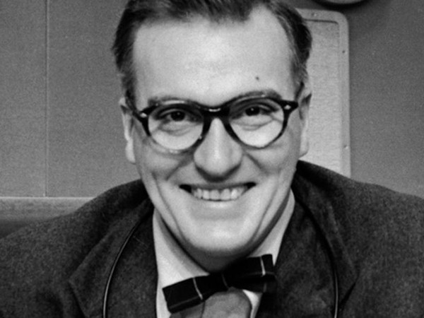 Dave Garroway – người đã nhận ra rằng, ai cũng muốn thứ đồ vật chất gì đó.