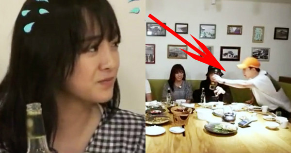 Nhìn Sejeong bối rối thấy rõ