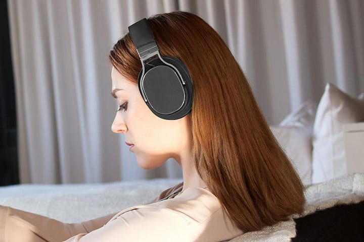 OPPO PM-3 cũng là mẫu tai nghe không dây mang lại sự dễ chịu, thoải mái cho đôi tai của bạn từ âm thanh, khử nhiễu và tính tiện dụng.