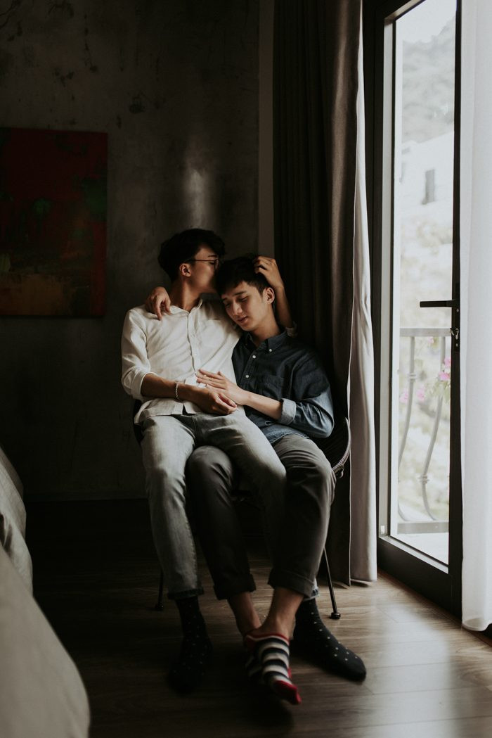 Vượt qua mọi rào cản giới tính, bộ ảnh cưới tình chất ngất khiến ai xem cũng phải ấn tượng, xuýt xoa.