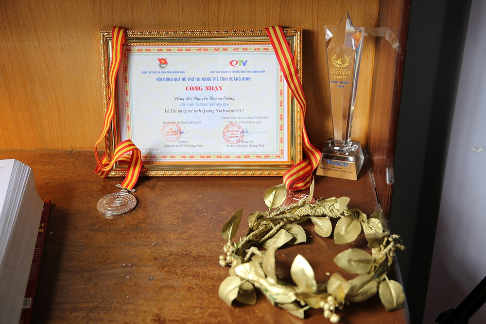 Ảnh: THPT Hòn Gai