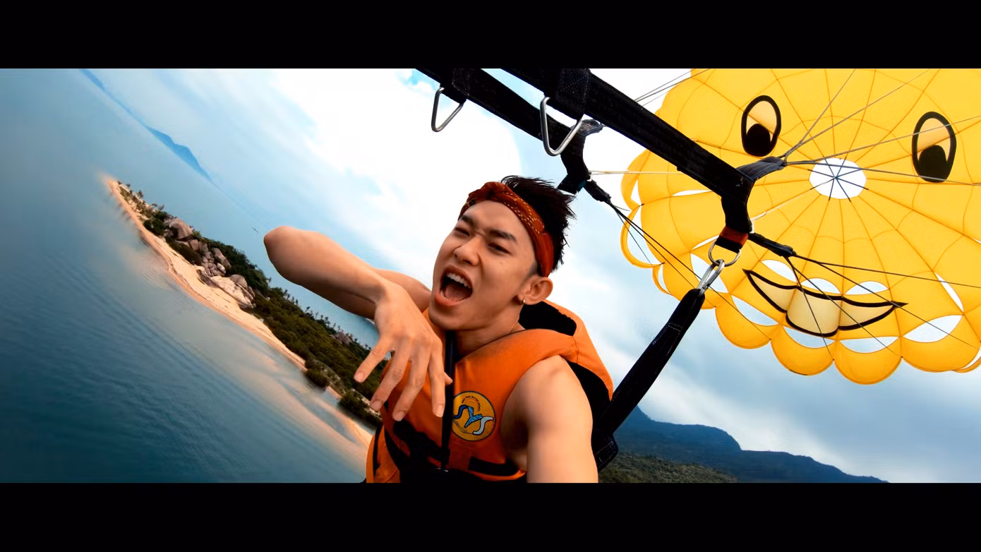 Sợ độ cao nhưng Tronie và Kay Trần vẫn mạo hiểm bay lượn trên không để quay MV mới ảnh 2