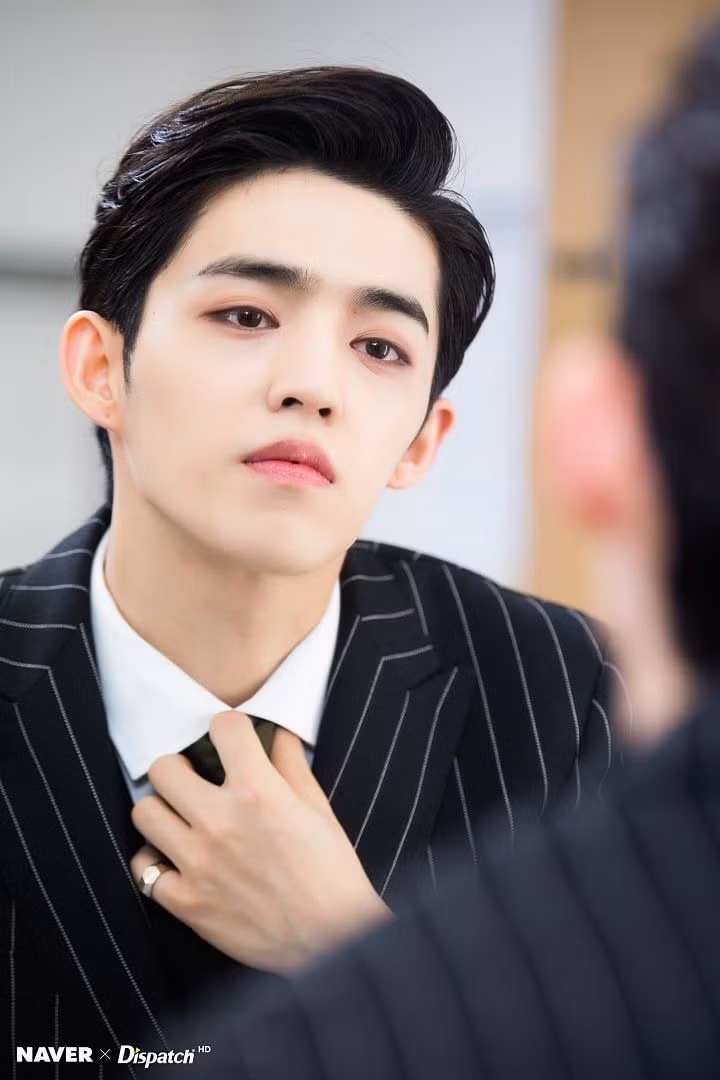 Đi tìm những idol làm trưởng nhóm xuất sắc đến nỗi như sinh ra để làm lãnh đạo ảnh 3