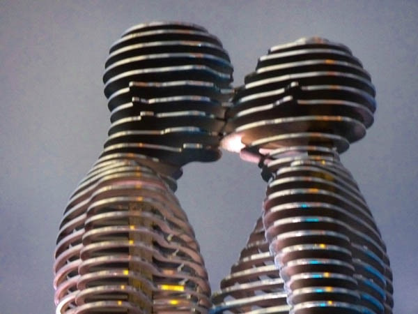 "Ali và Nino" - bức tượng tình nhân nổi tiếng tại đất nước Gruzia.